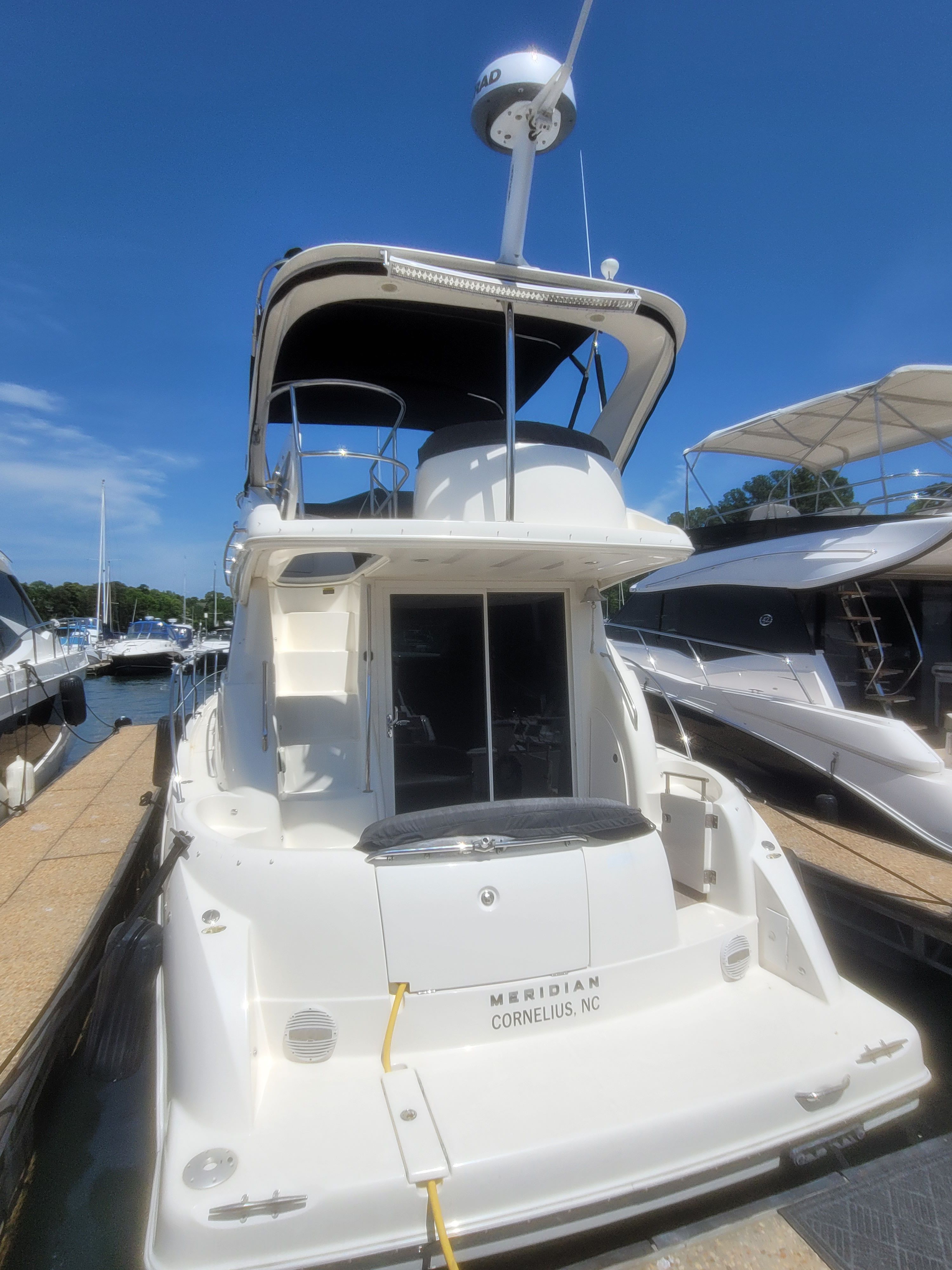 2011 Meridian 341 Sedan