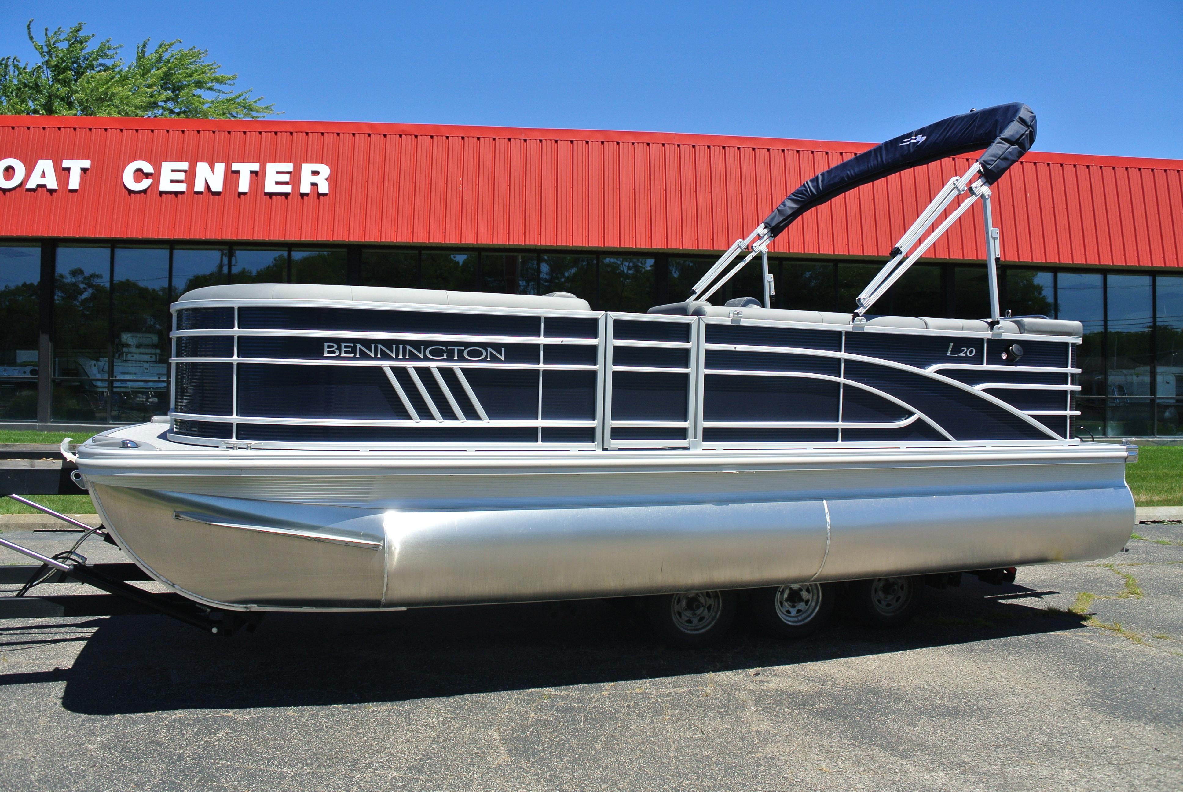 Bennington 2575 QCW Pontoon Boat Review: Top Shelf Fun 