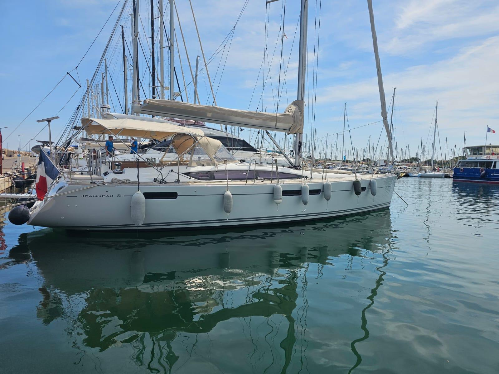 2014 Jeanneau 53