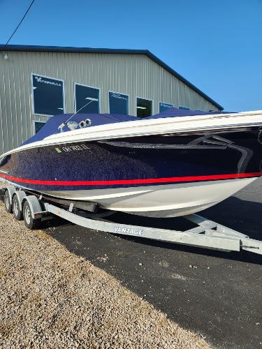 2004 Chris-Craft Launch 28
