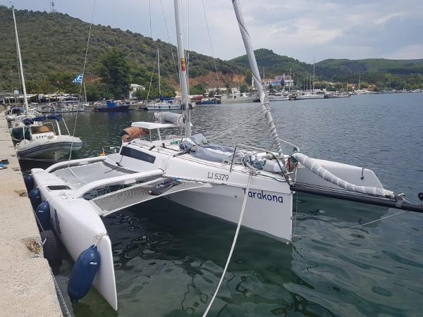 Corsair 760 Cruising