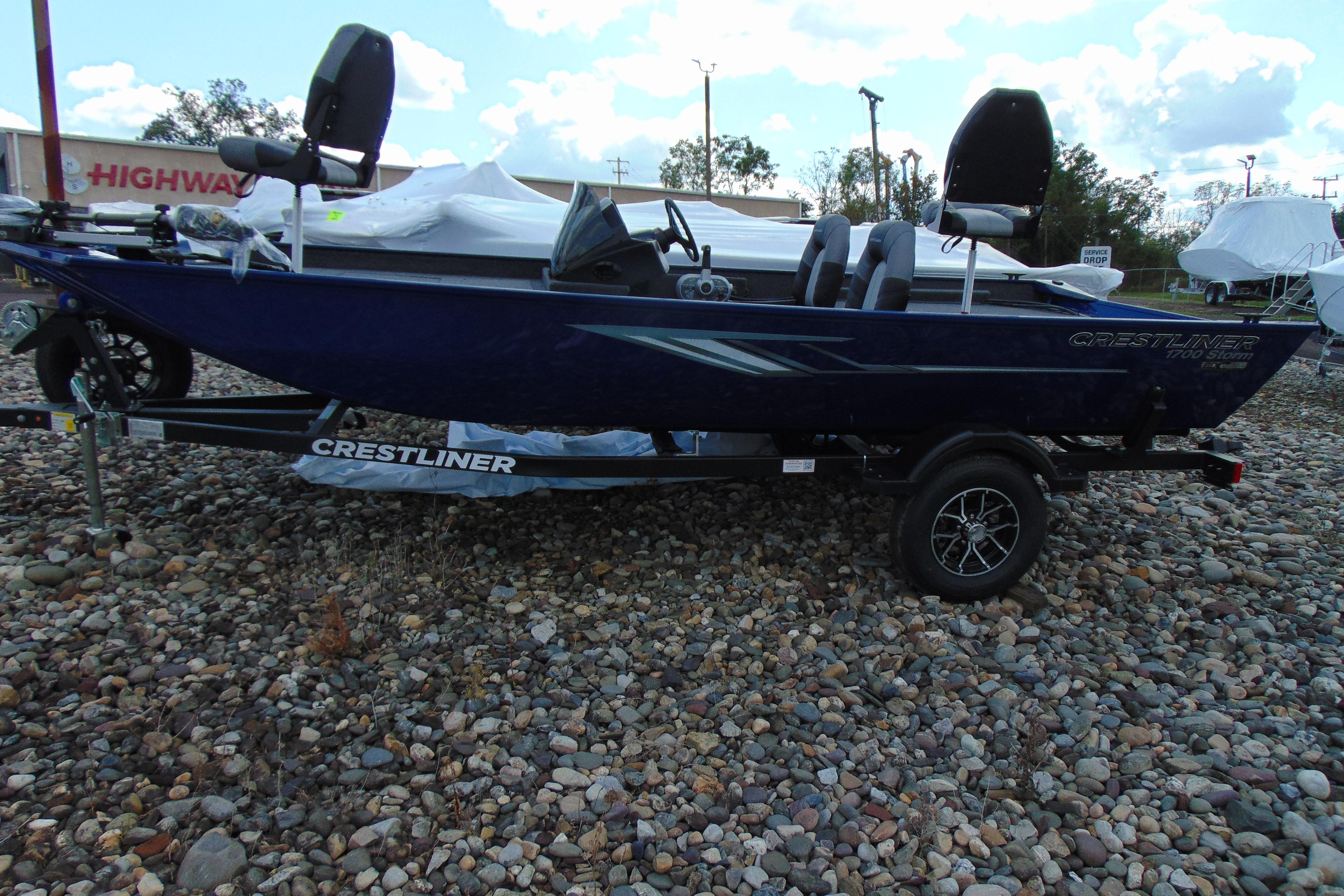 2026 Crestliner 1700 Storm
