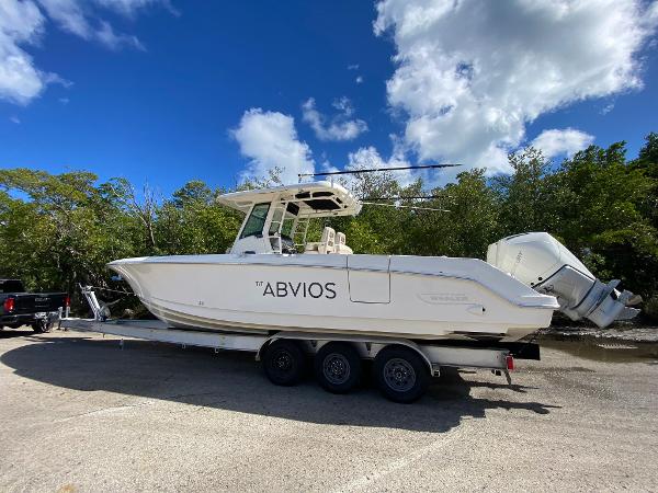 2020 Boston Whaler 330 Outrage