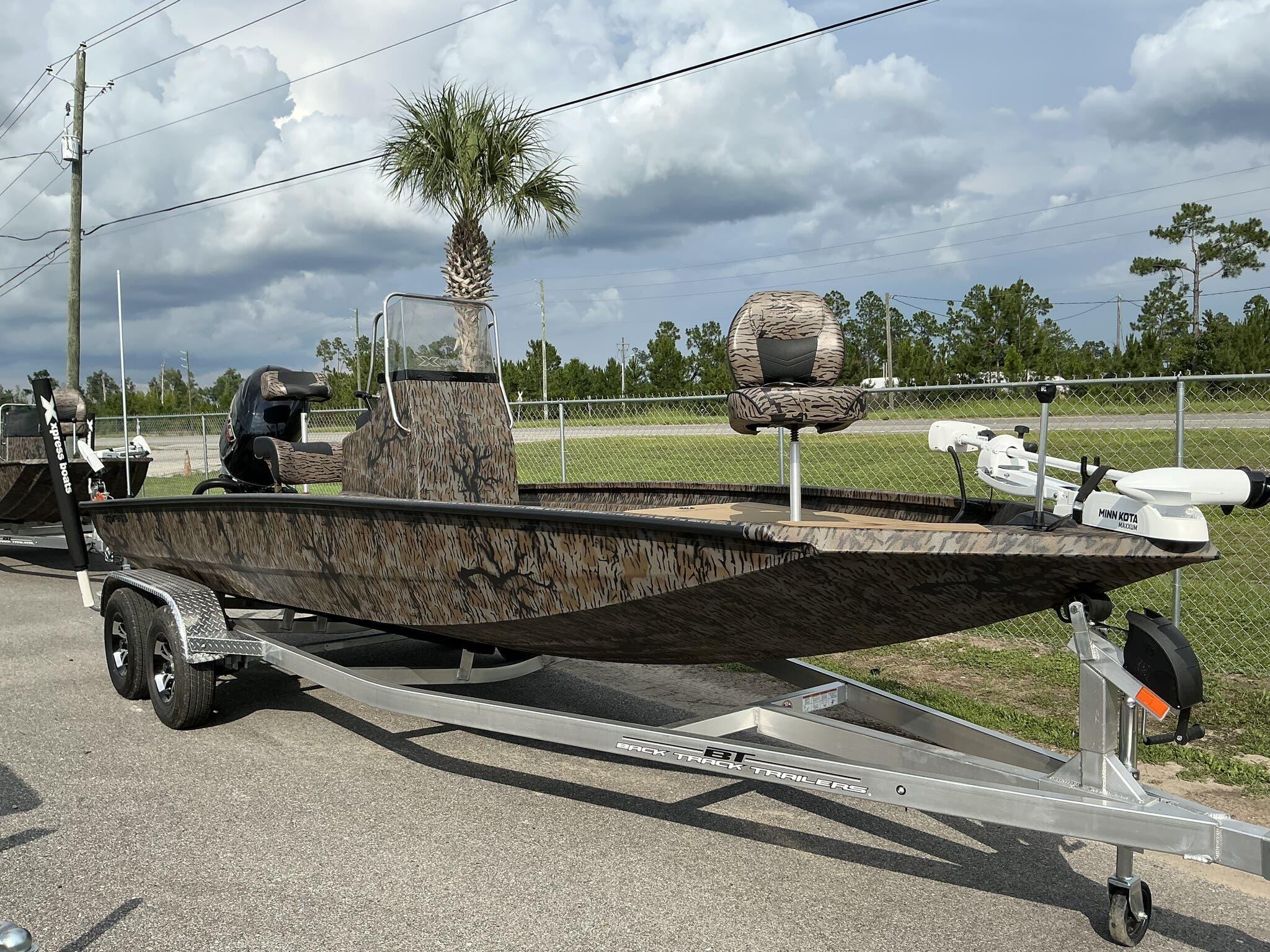 2026 Xpress Hyper-Lift Bay Series 210 BAY-175 HP