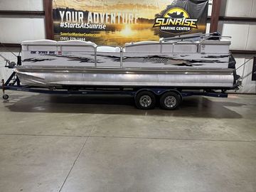 2008 Manitou 24 X-Plode Cruise W/Yamaha 225