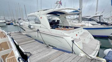 2023 Marex 310 Sun Cruiser