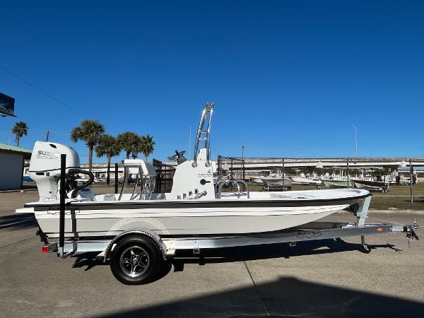 2025 Shallow Sport 18 Sport