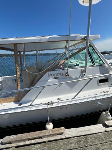 2001 Mainship Pilot 30 Sedan