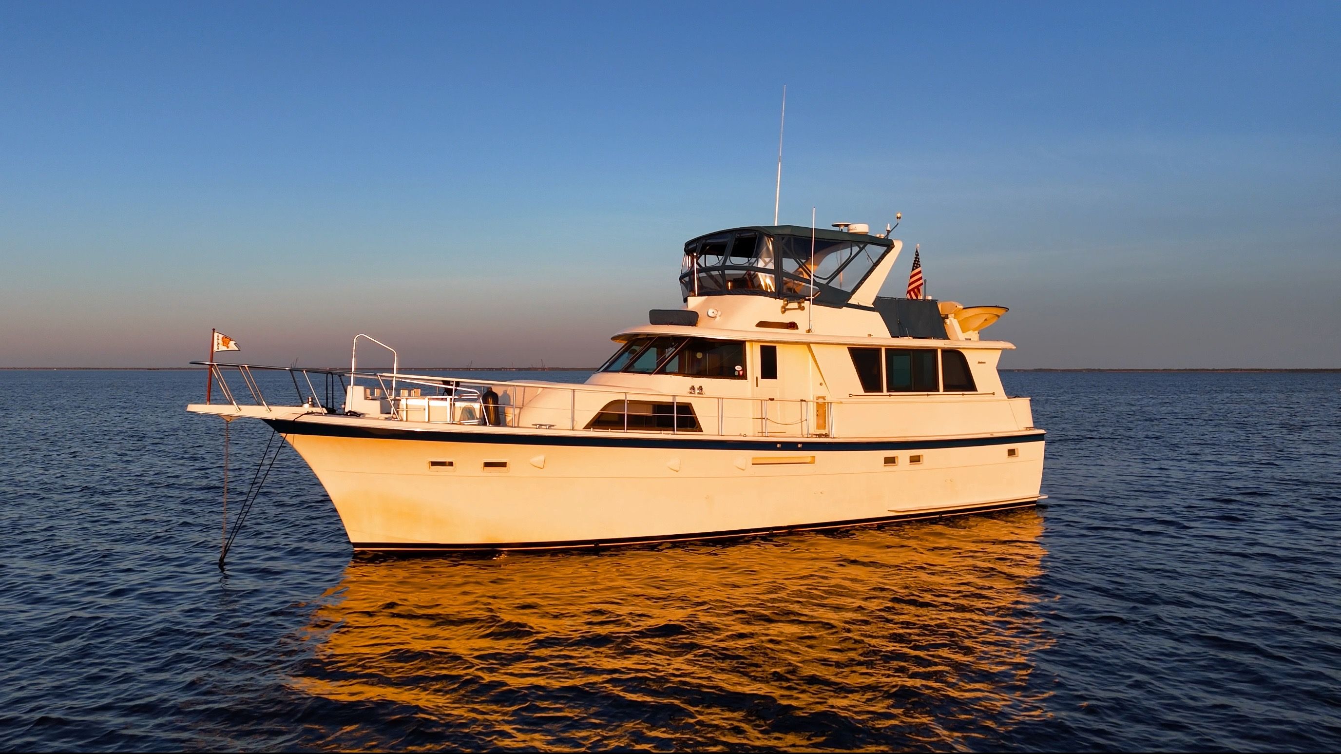 Hatteras 53 ED