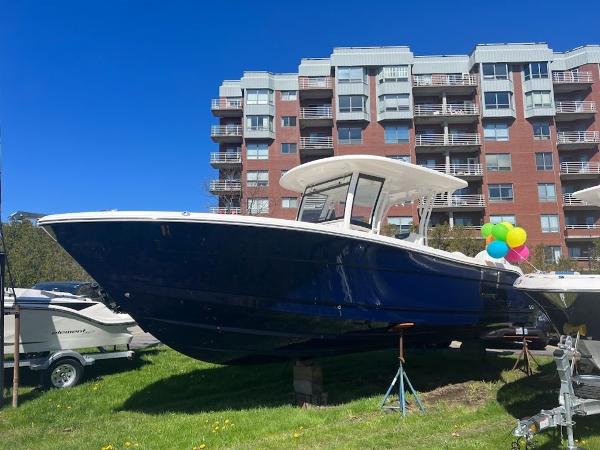 Robalo R302