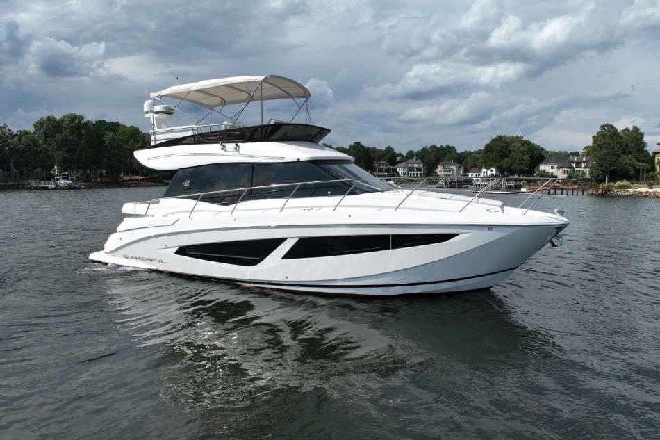 2019 Regal 42 Fly