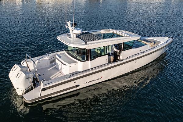 2023 Axopar 37 XC Cross Cabin Wet Bar