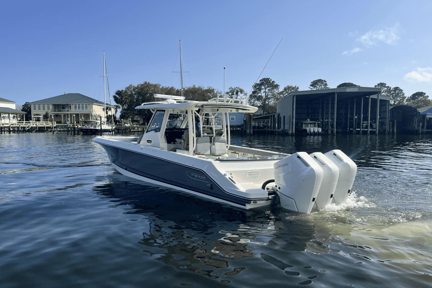 Boston Whaler 360 Outrage