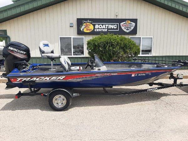 2016 Bass Tracker 175TF