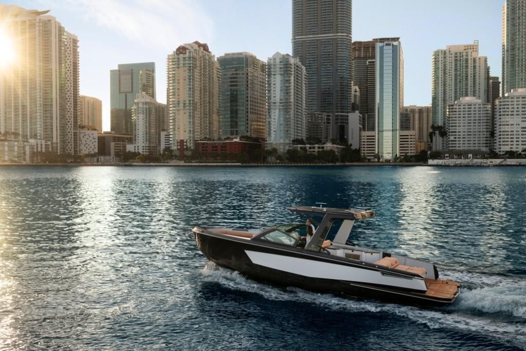 2023 Aviara AV32