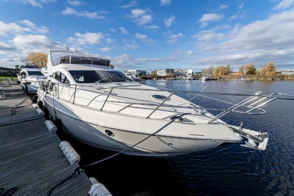 2006 Azimut 50 fly