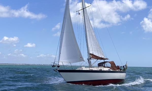 1988 Victoria 30
