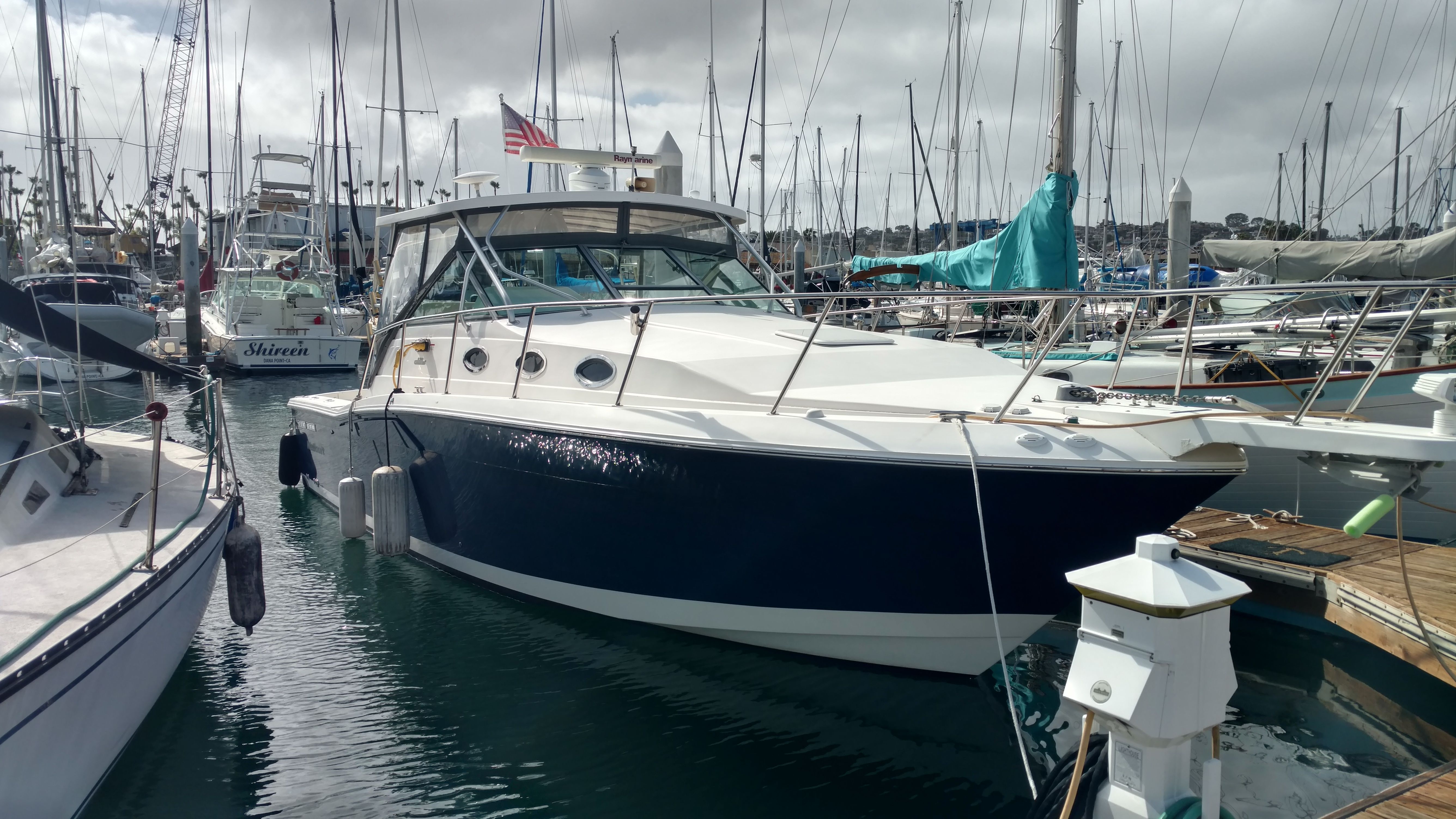 2006 Wellcraft 330 Coastal