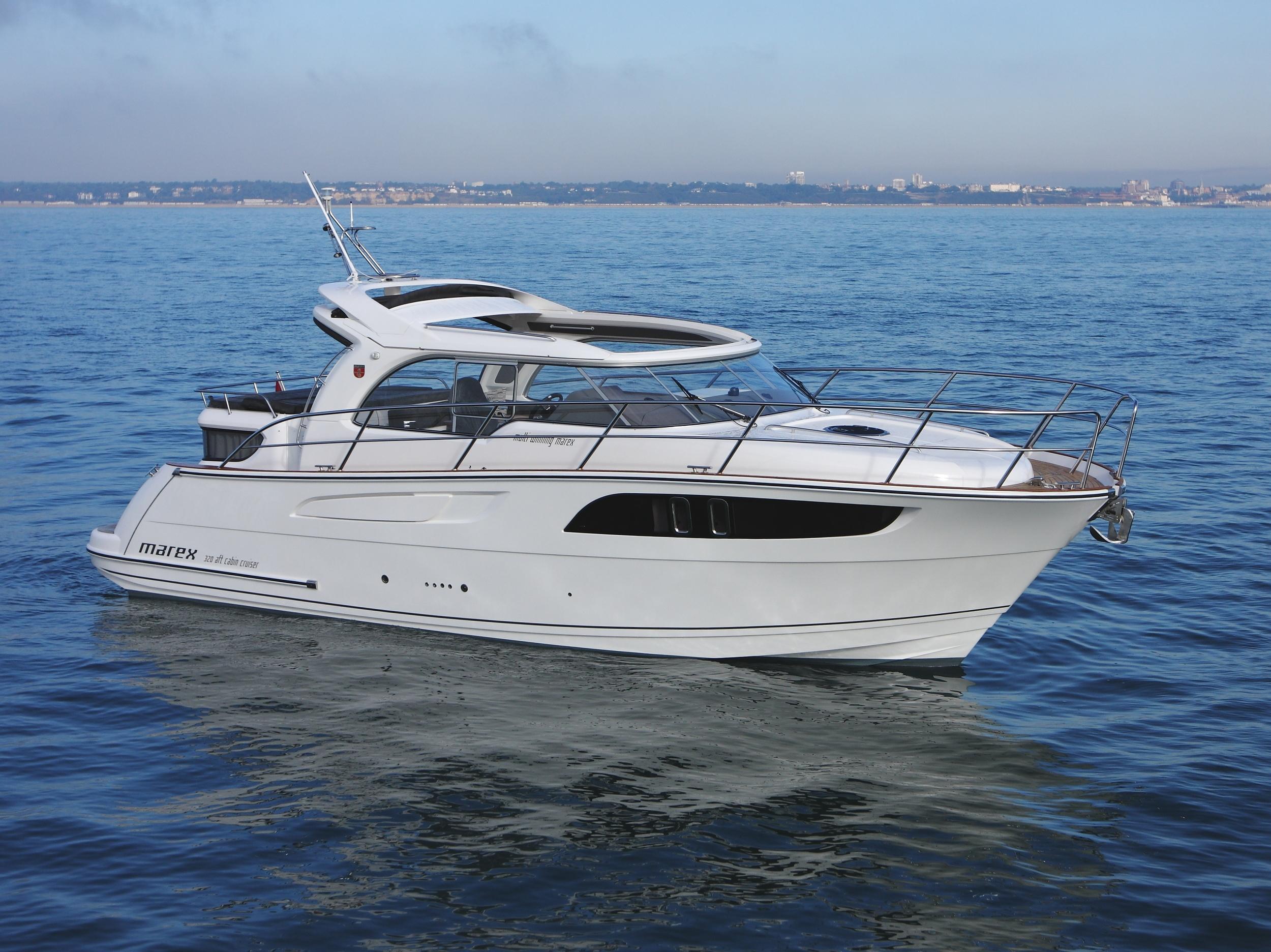2025 Marex 320 Aft Cabin Cruiser