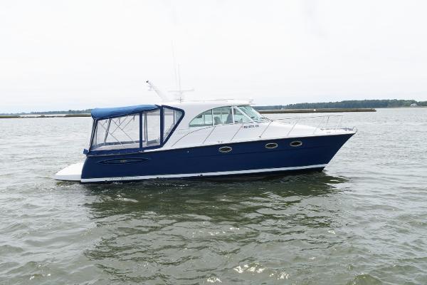 2007 Glacier Bay 3480 Ocean Runner