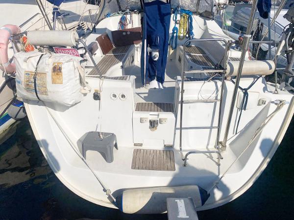 2004 Beneteau 393