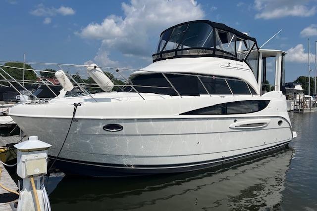 2005 Meridian 368 Motoryacht