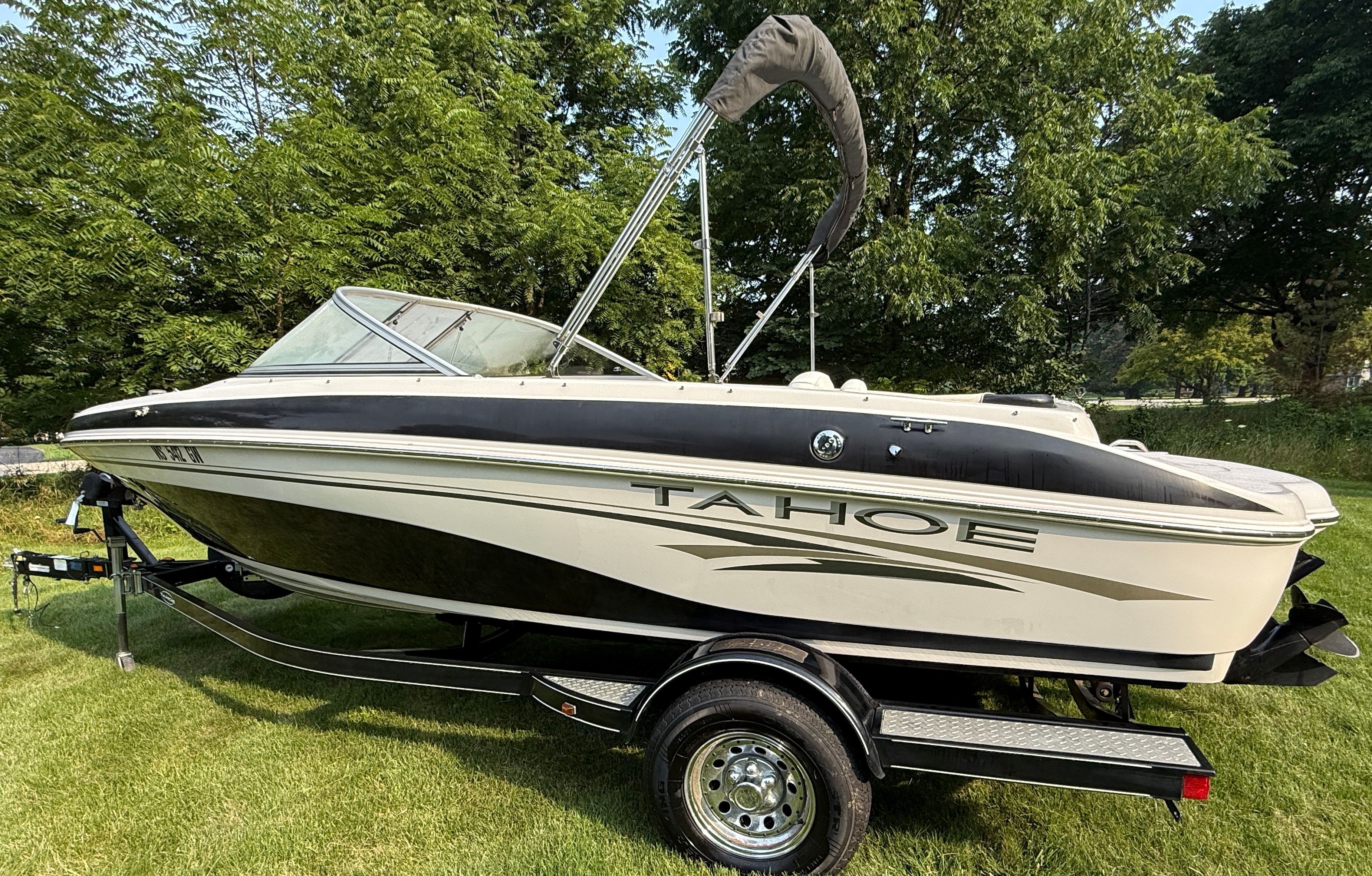 2005 Tahoe Q6 SF
