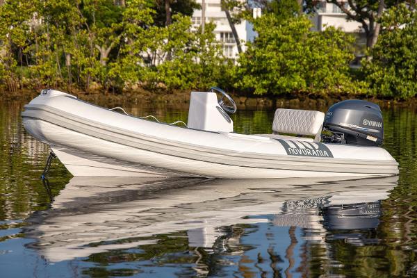 Novurania DL 360 Manufacturer Provided Image