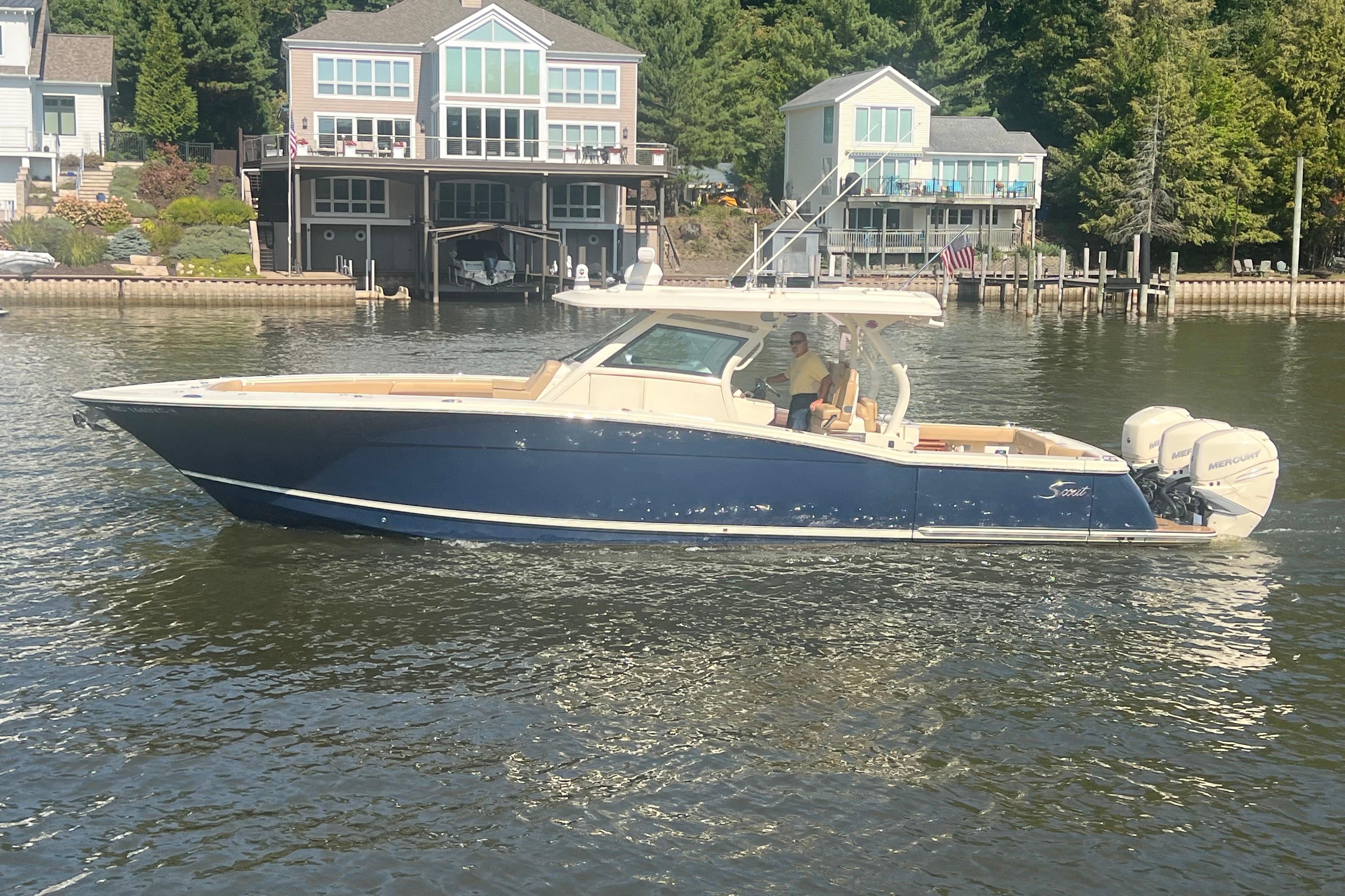 2020 Scout 380 LXF