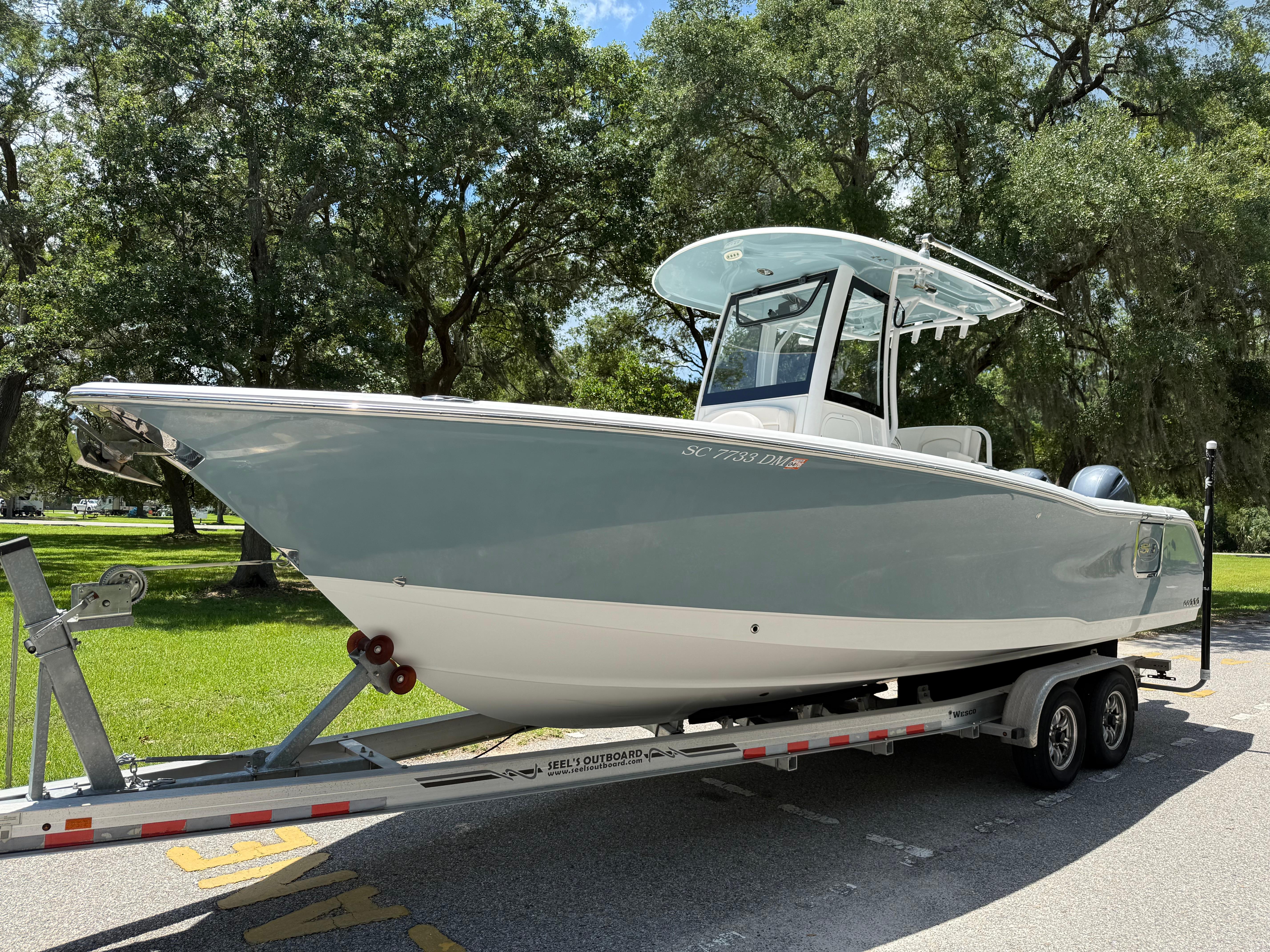 2020 Sea Hunt Gamefish 27 Forward Seating