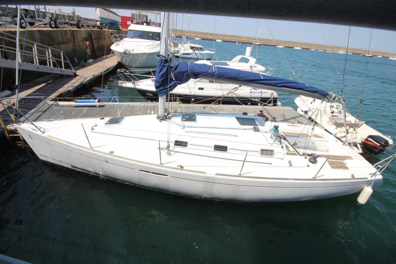 Oceanis 42 cc. Beneteau first 28. Beneteau first 32.