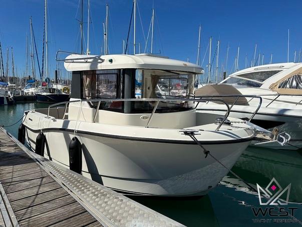 Quicksilver Captur 605 Pilothouse gliser, plovilo