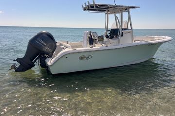 2018 Sea Hunt Ultra 225