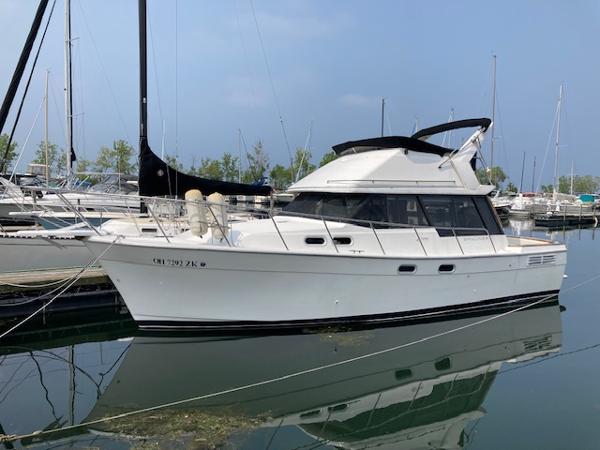 1990 Bayliner 3288 Motoryacht