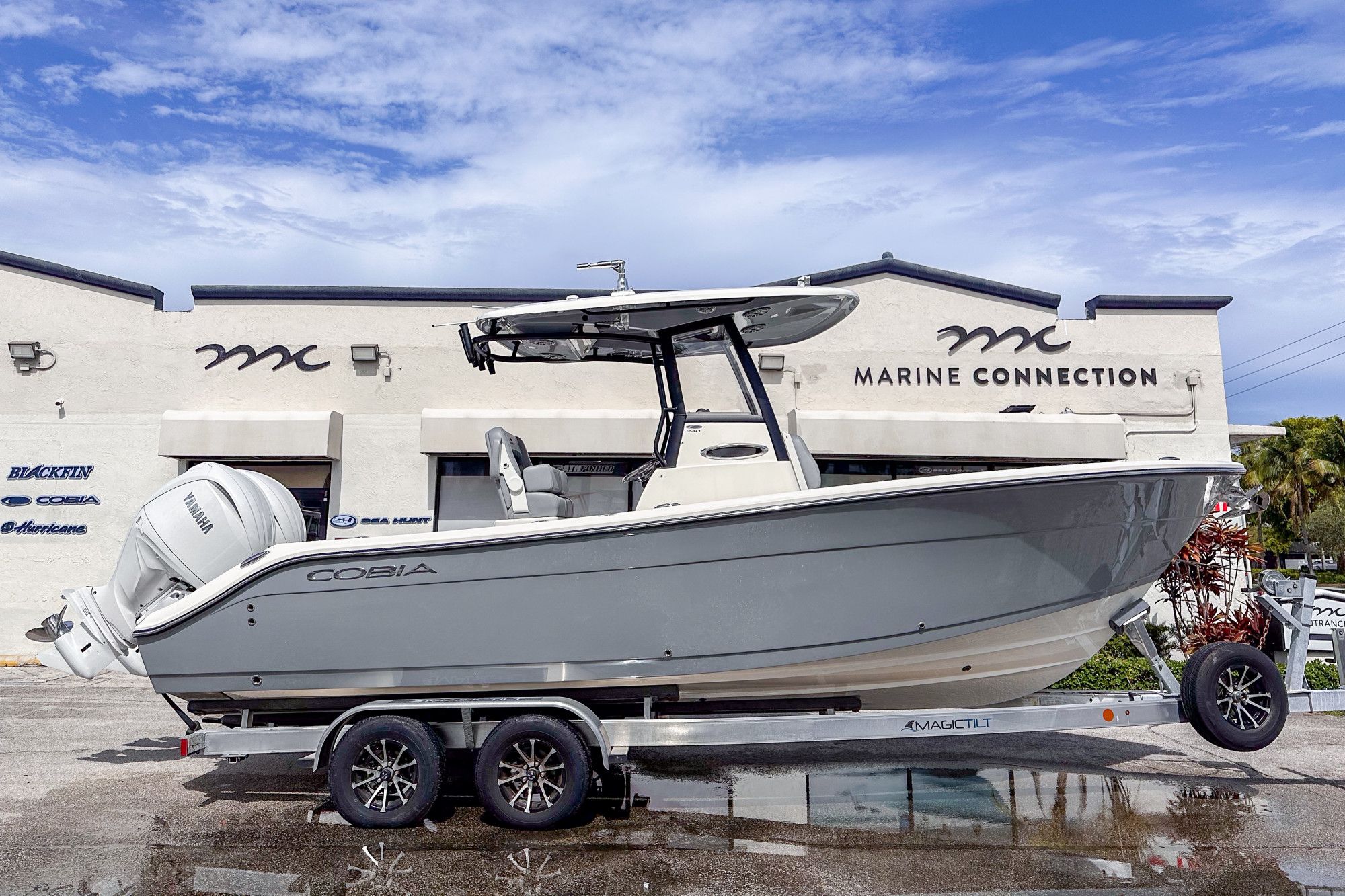 Cobia 240 CC