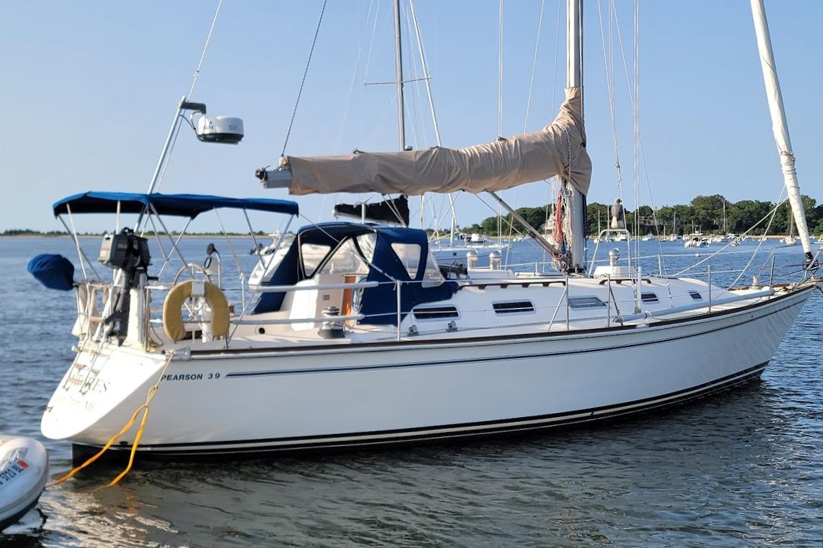 Pearson 39-2 with 2016 Beta engine 1987 Pearson 39-2 sailboat with 2016 Beta engine, anchored on calm water.