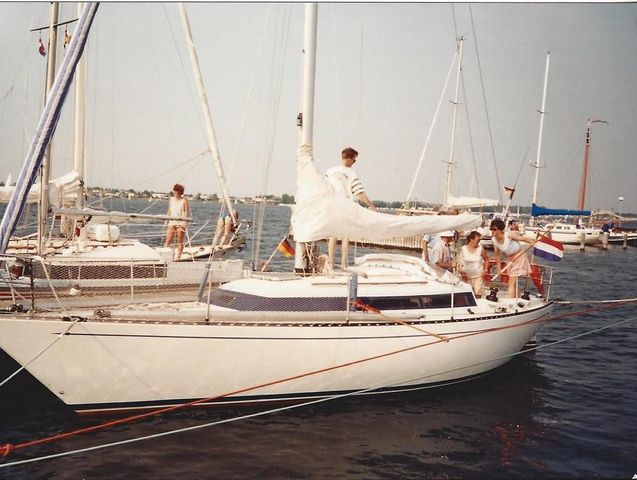 Standfast 33