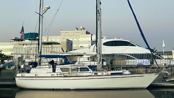 1980 Gulfstar 47 Sailmaster