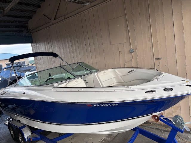 2006 Monterey 248 Ls