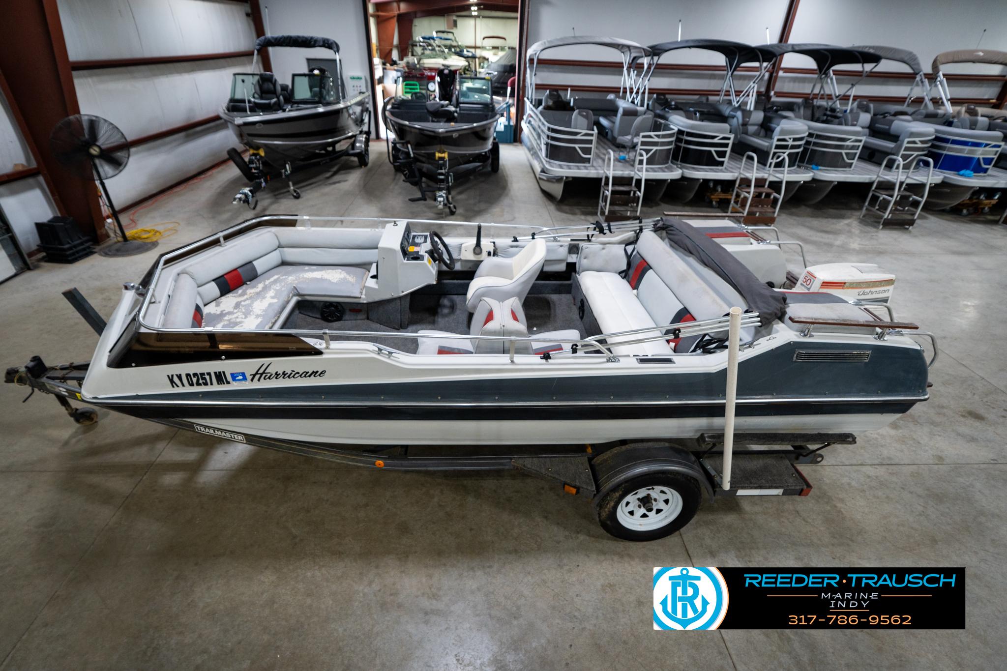 1987 Hurricane 176 Deck Boat