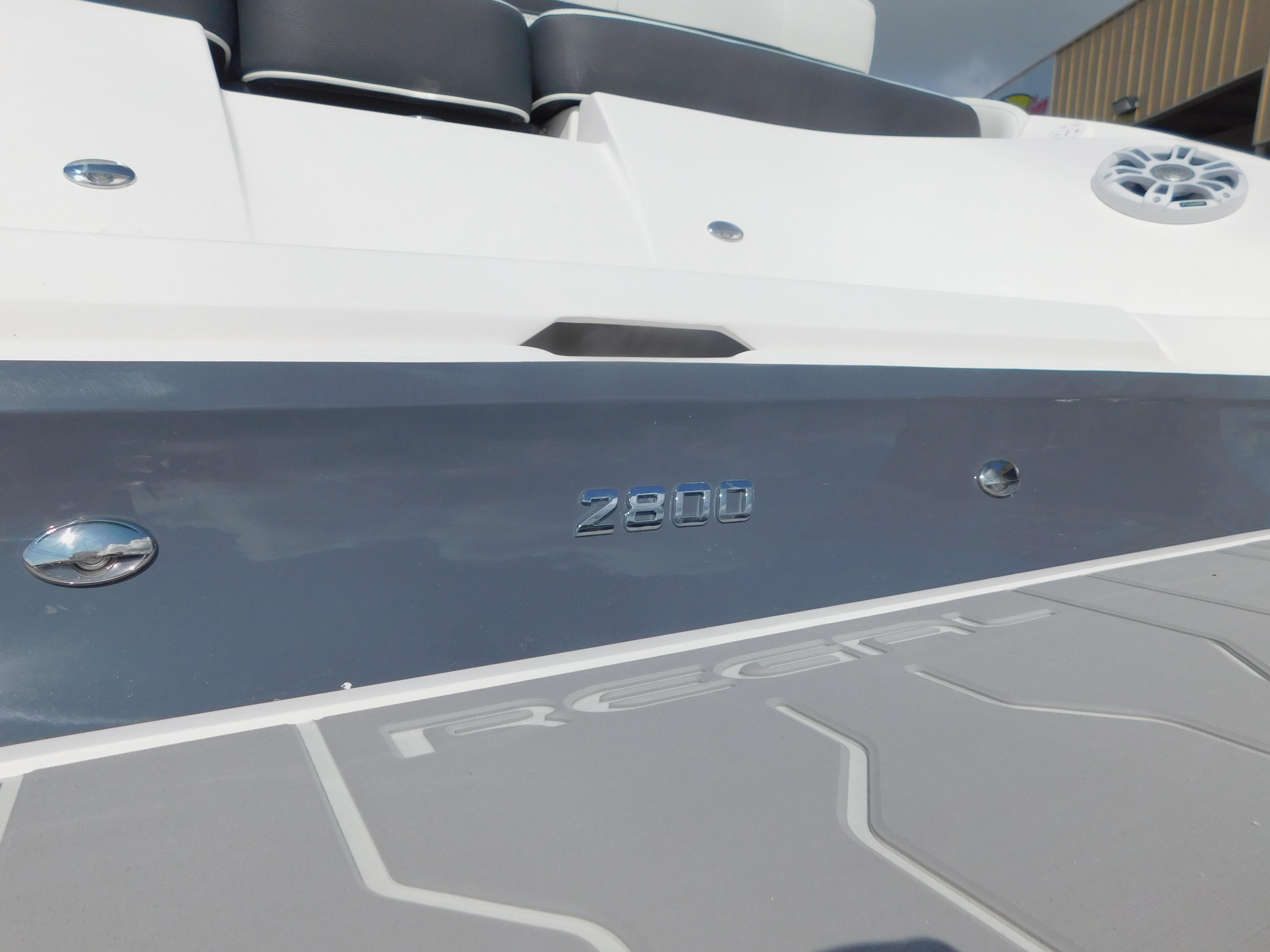 2023 Regal 2800 Bowrider