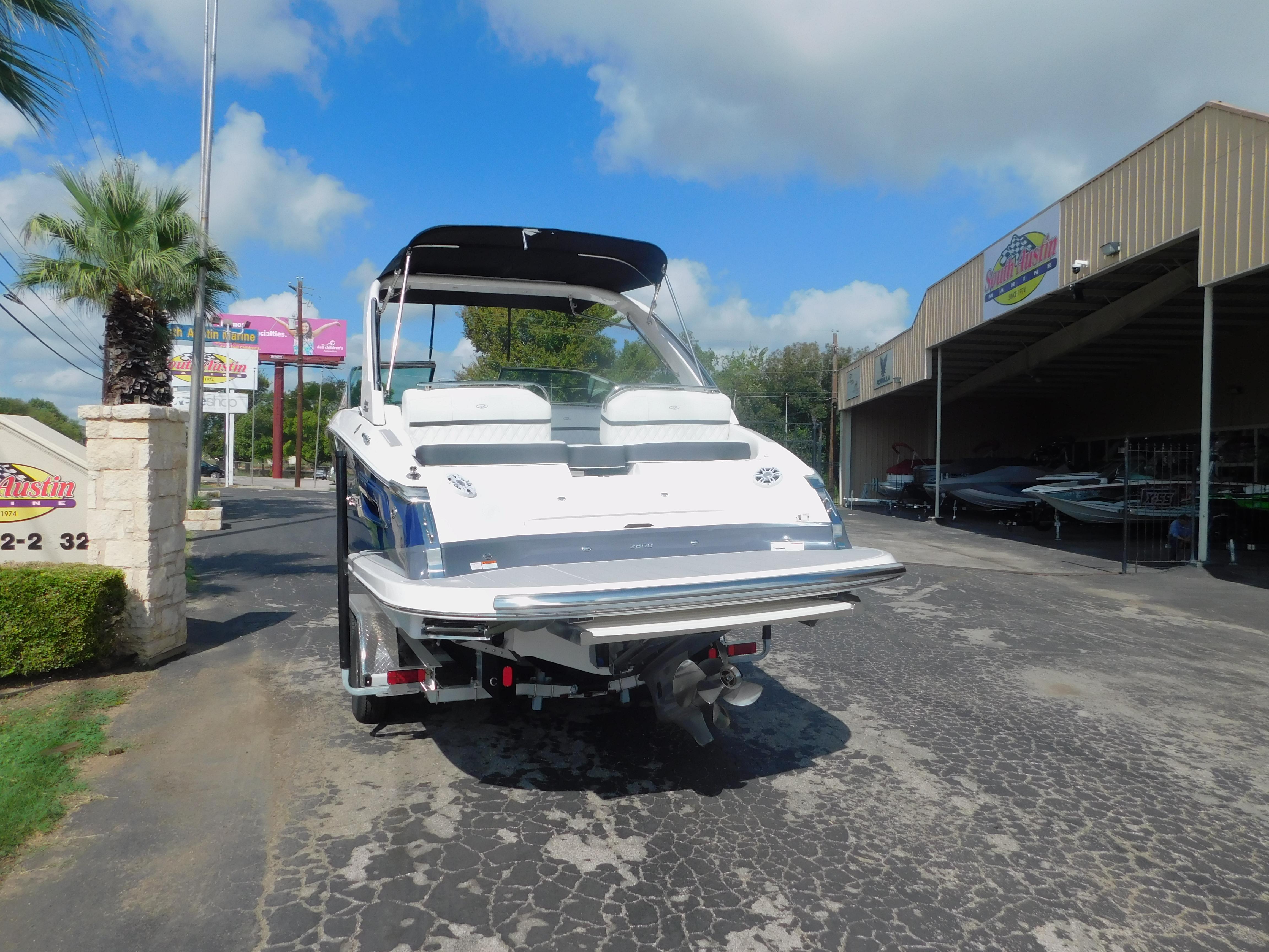 2023 Regal 2800 Bowrider