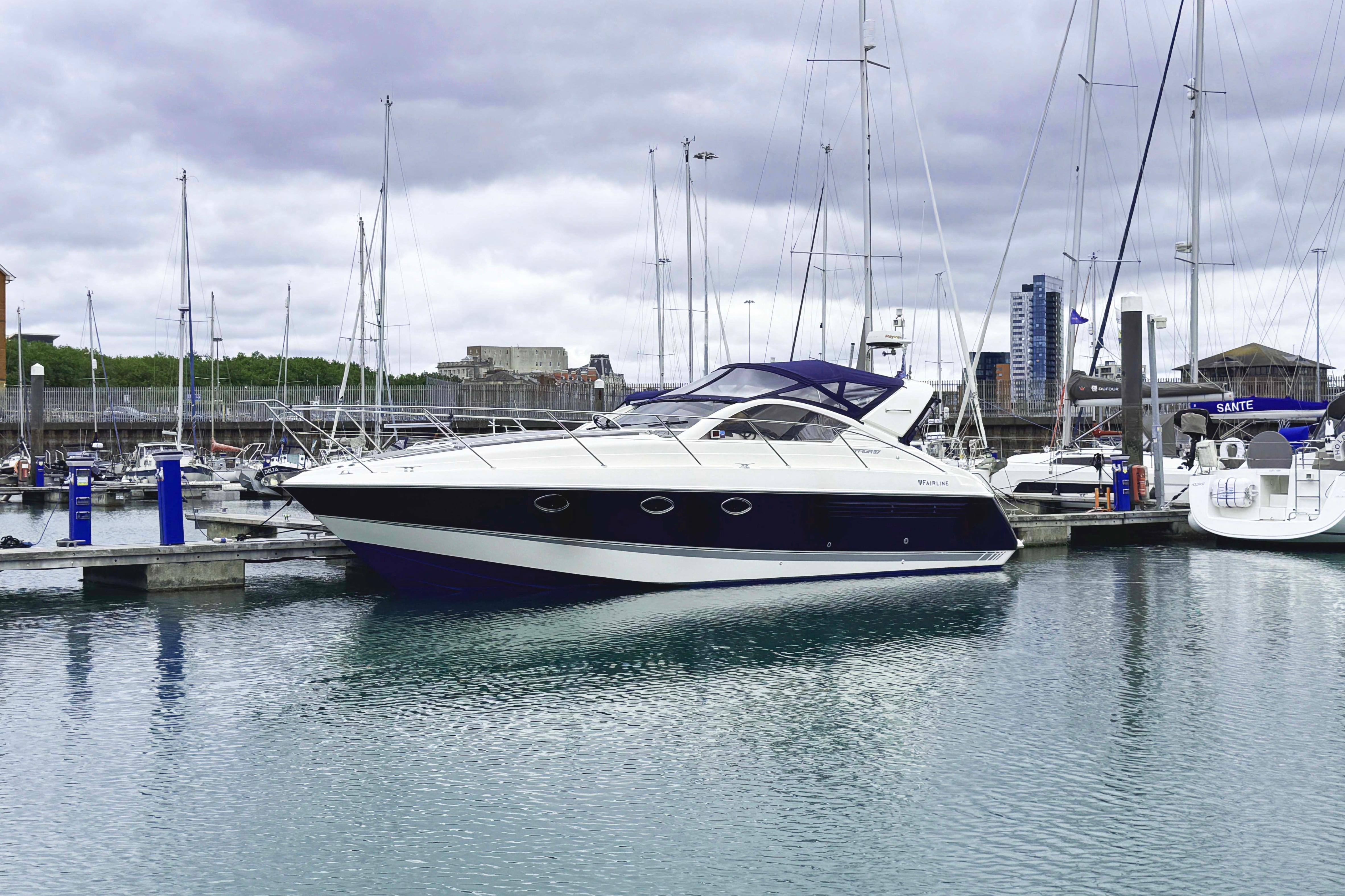 2000 Fairline Targa 37