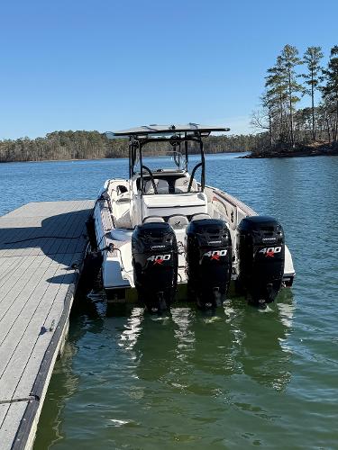 2019 Renegade 33 Open