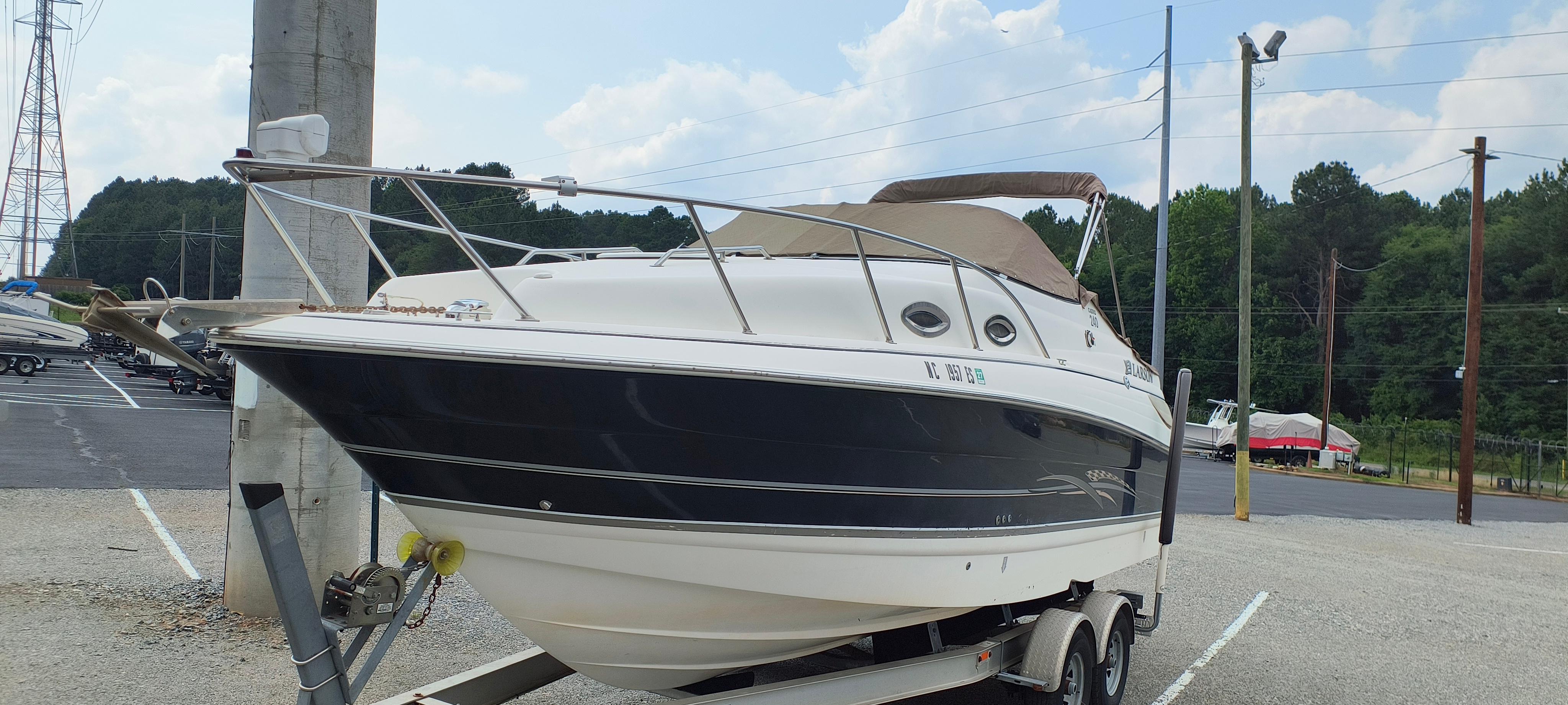 2008 Larson Cabrio 240