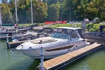 2016 Sea Ray 350 Sundancer
