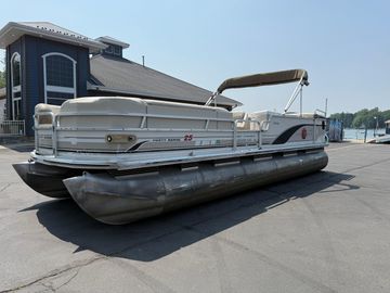 2000 Sun Tracker PARTY BARGE 25
