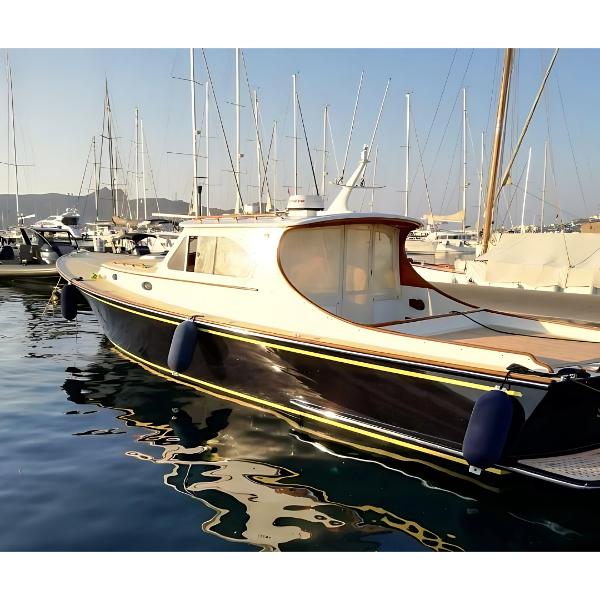 2005 Dereli Hinckley Yachts Design 2005