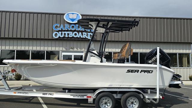 2025 Sea Pro 202 Center Console