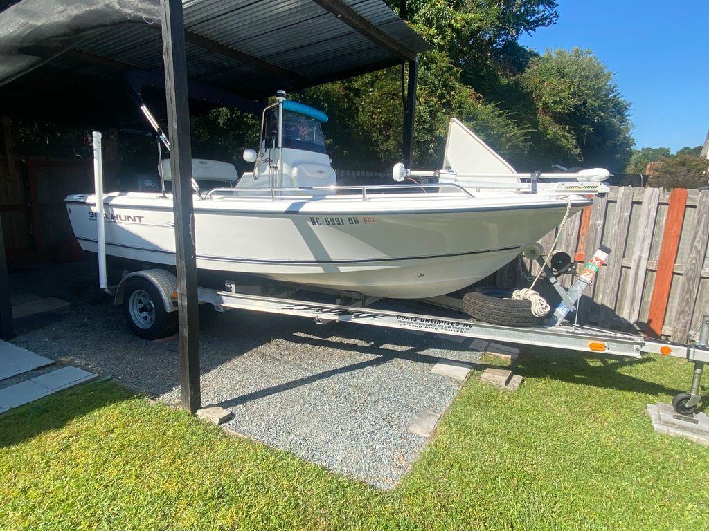 2007 Sea Hunt Triton 172 CC